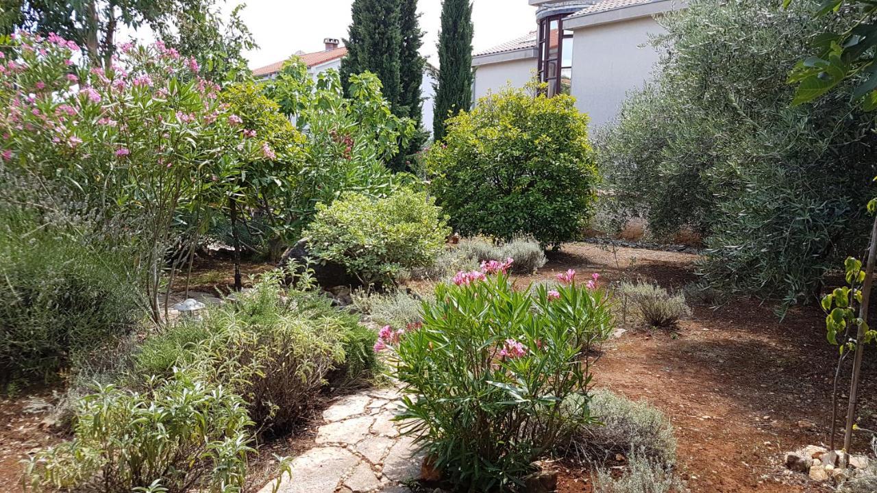 Apartments Villa Temer Pinezići Esterno foto