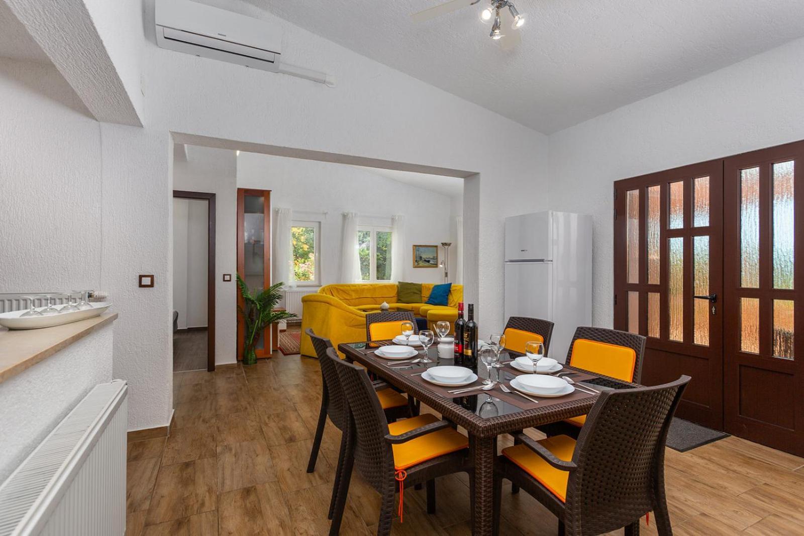 Apartments Villa Temer Pinezići Esterno foto