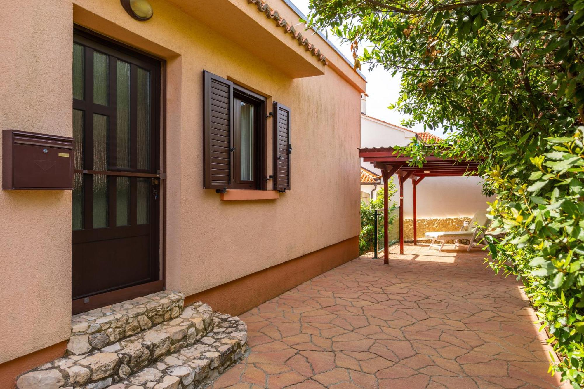 Apartments Villa Temer Pinezići Esterno foto